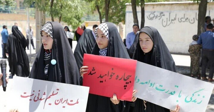 دفاع و ایستادگی؛ میراثی که نسل جدید از آن کوتاه نمیآیند