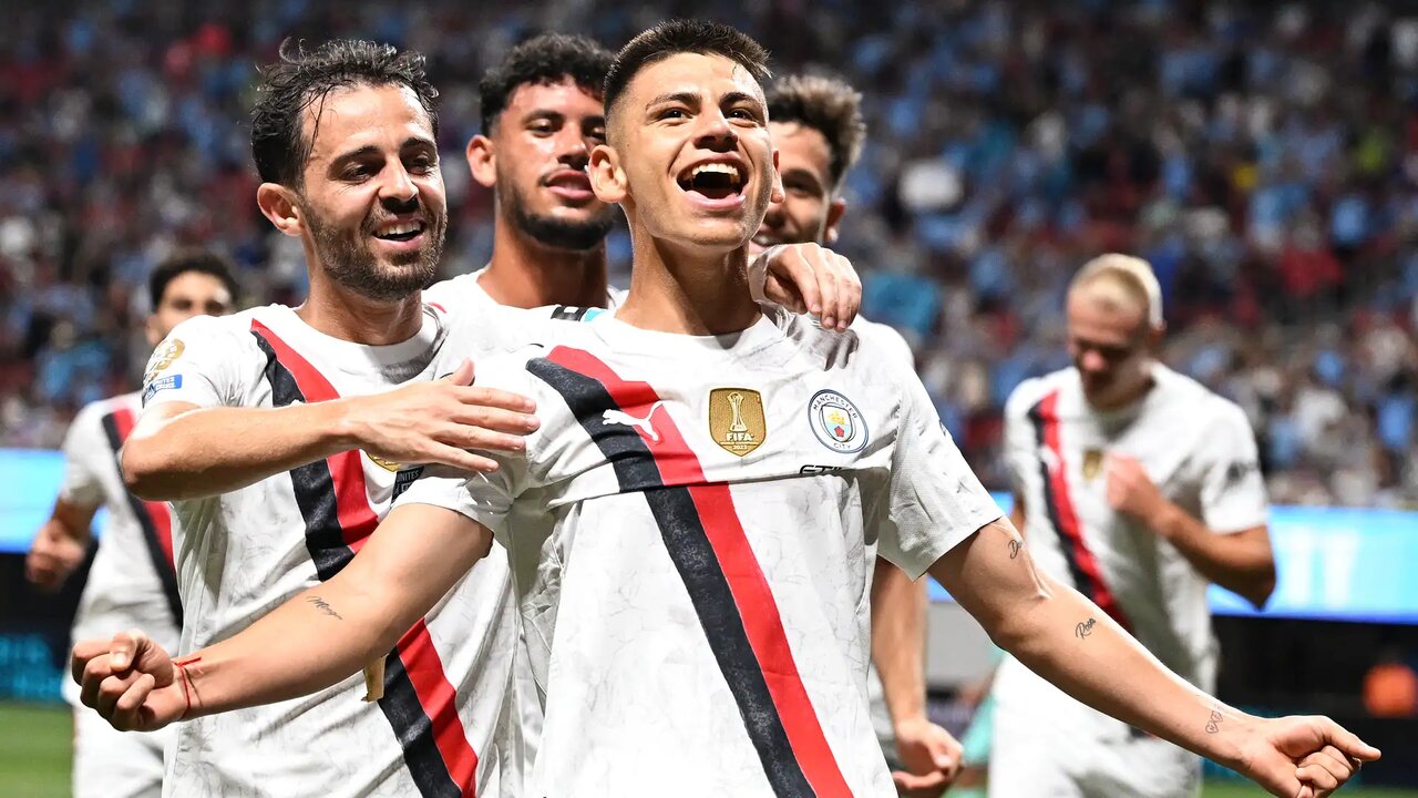 پپ گواردیولا چطور برای همه مهاجمانش جا باز میکند؟