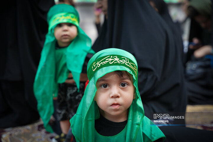 همایش شیرخوارگان حسینی در گذر فرهنگی چهارباغ