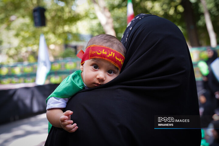 همایش شیرخوارگان حسینی در گذر فرهنگی چهارباغ