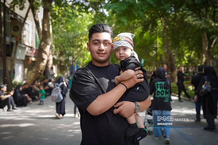 همایش شیرخوارگان حسینی در گذر فرهنگی چهارباغ