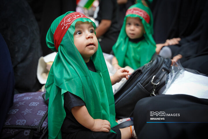 همایش شیرخوارگان حسینی در گذر فرهنگی چهارباغ