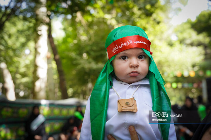 همایش شیرخوارگان حسینی در گذر فرهنگی چهارباغ