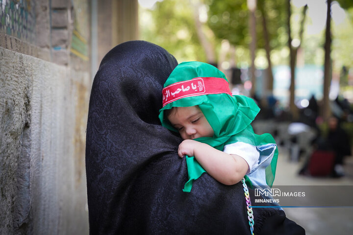 همایش شیرخوارگان حسینی در گذر فرهنگی چهارباغ