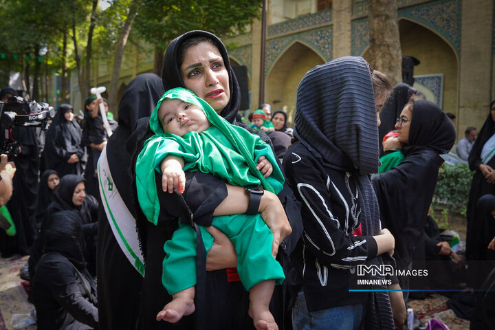 همایش شیرخوارگان حسینی در گذر فرهنگی چهارباغ