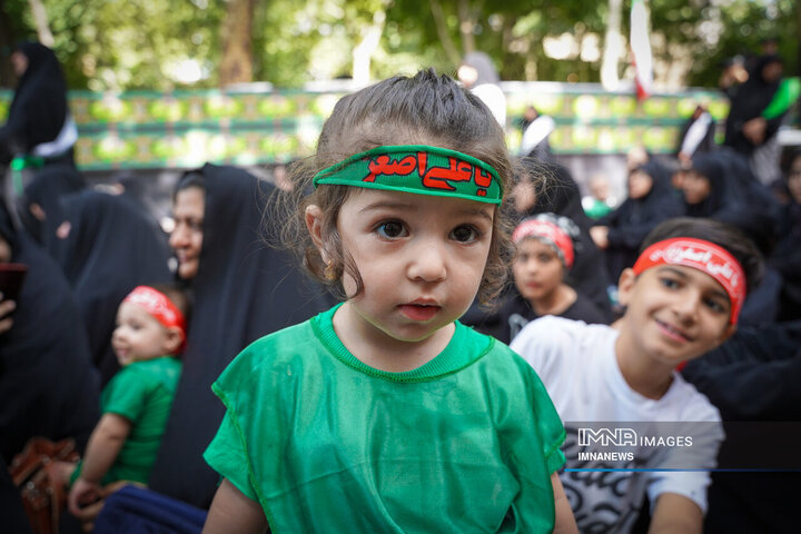 همایش شیرخوارگان حسینی در گذر فرهنگی چهارباغ