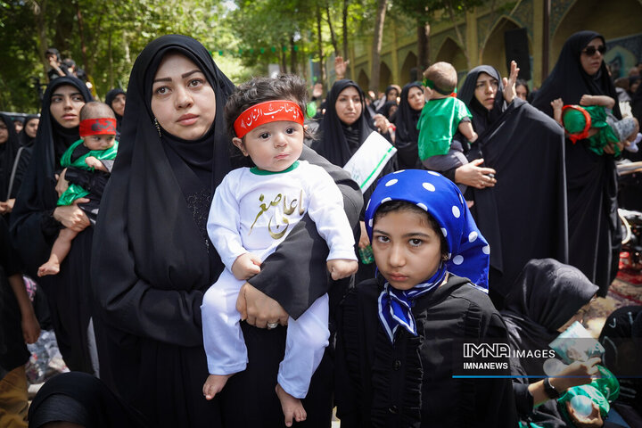 همایش شیرخوارگان حسینی در گذر فرهنگی چهارباغ