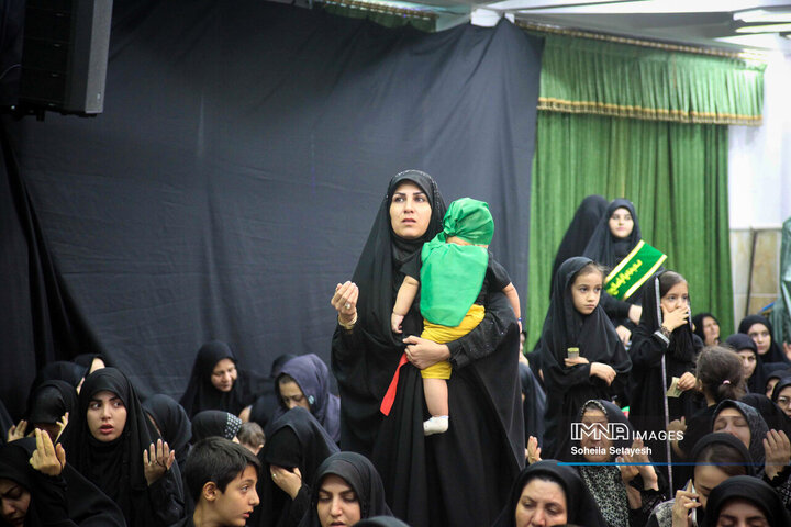 Hosseini Infancy Conference in Muharram Unites Mothers Worldwide
