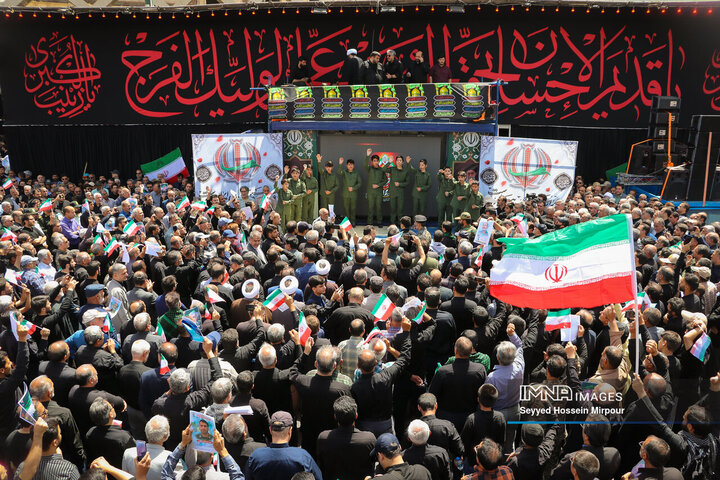 مراسم تشییع 15 شهید تجاوز رژیم صهیونیستی به کشور در همدان