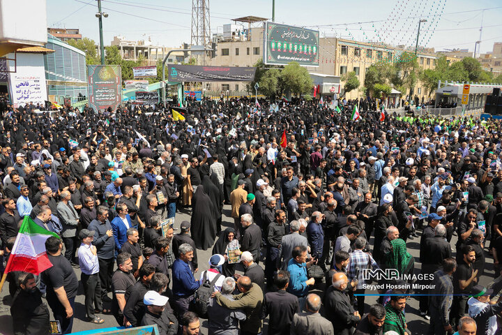 مراسم تشییع 15 شهید تجاوز رژیم صهیونیستی به کشور در همدان