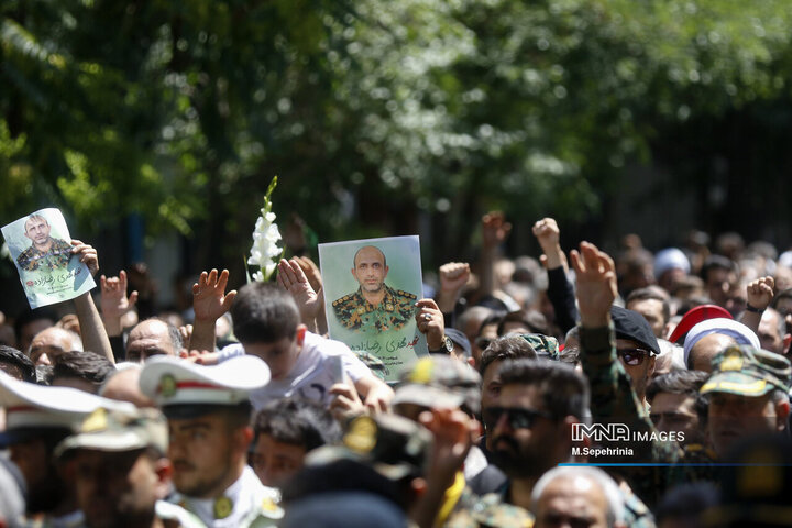 تشییع سرهنگ شهید مهدی رضازاده در تبریز