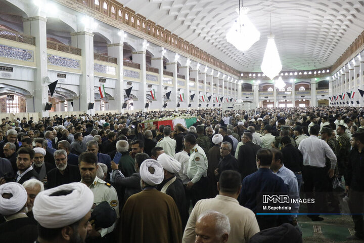 تشییع سرهنگ شهید مهدی رضازاده در تبریز