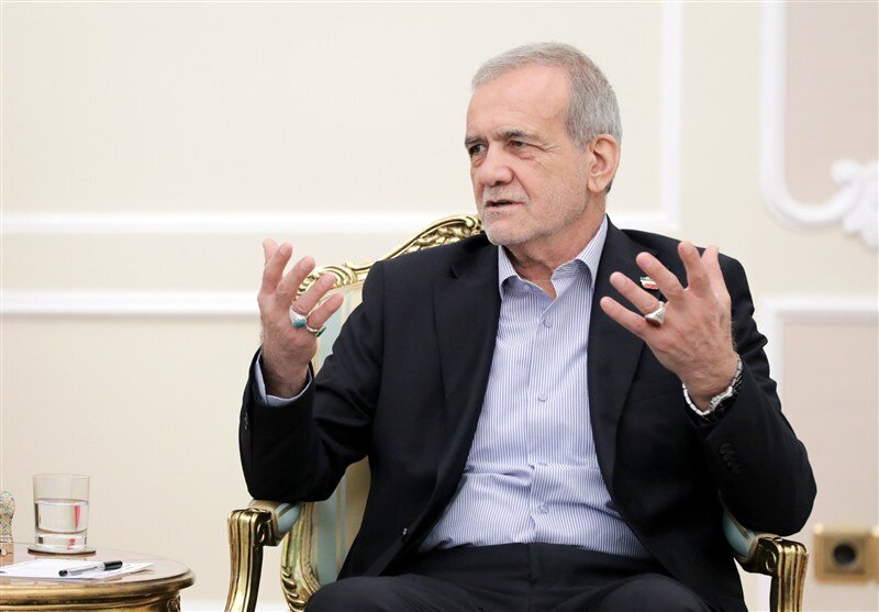 Pezeshkian: Sincere Public Service Vital to Thwart Enemy Conspiracies