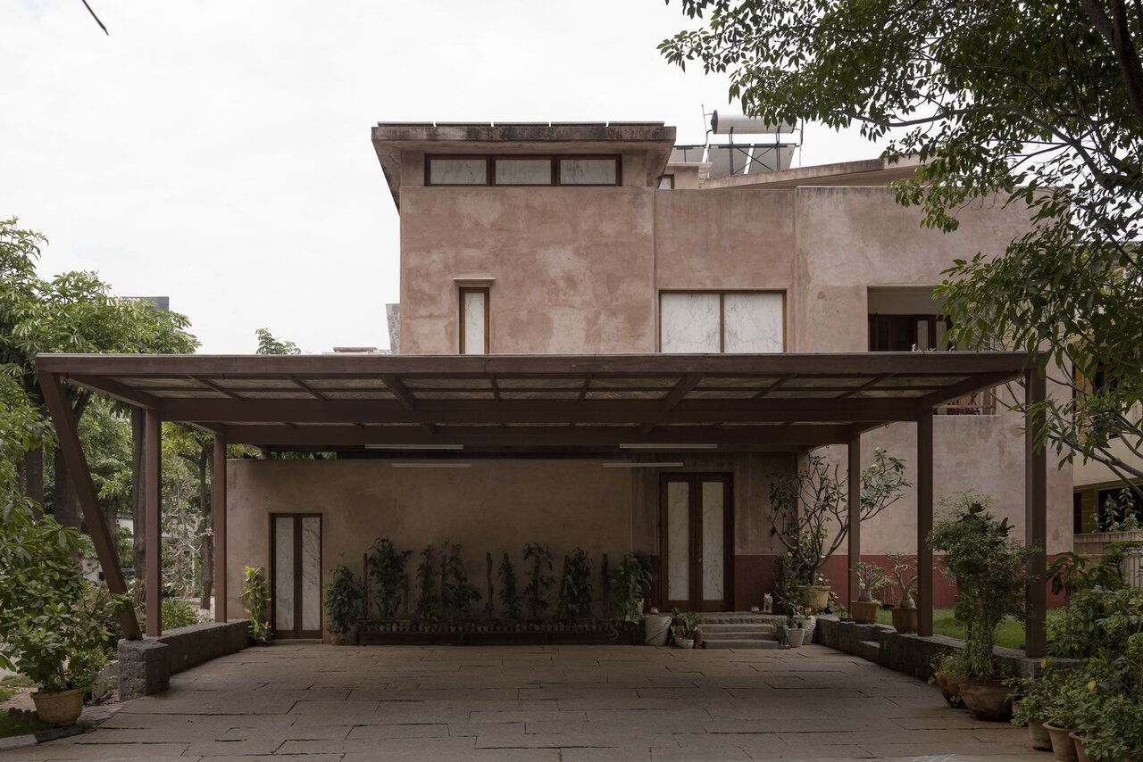 آجر؛ نماد معنا و مدرنیته در معماری هند