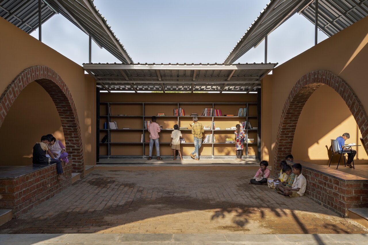 آجر؛ نماد معنا و مدرنیته در معماری هند