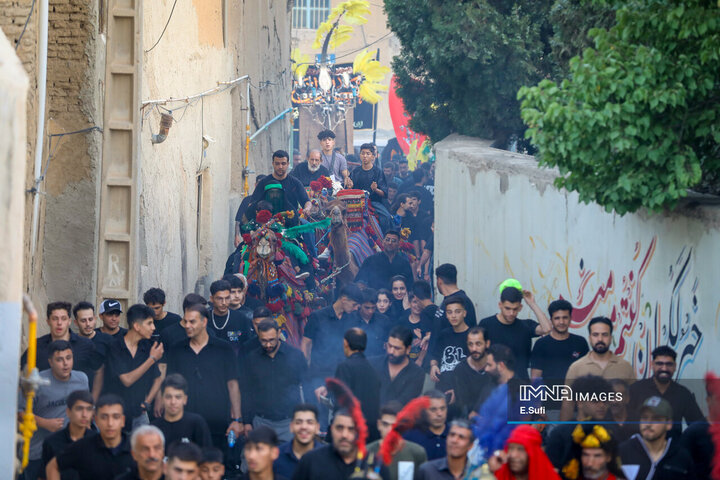 آیین سنتی چاووشی‌خوانی محرم در اراک