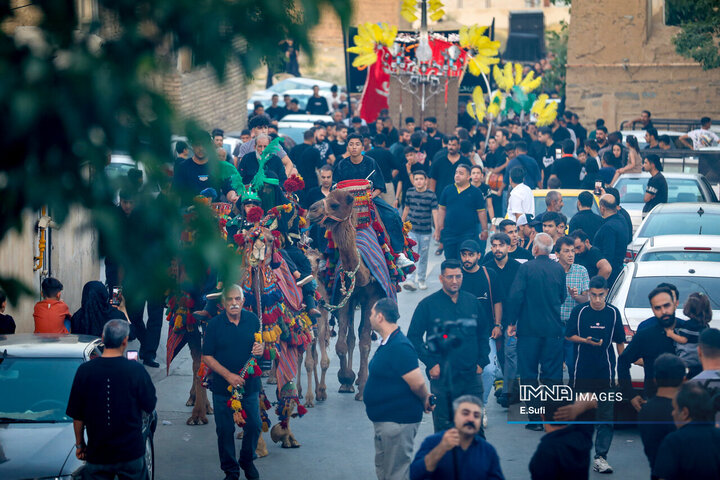 آیین سنتی چاووشی‌خوانی محرم در اراک