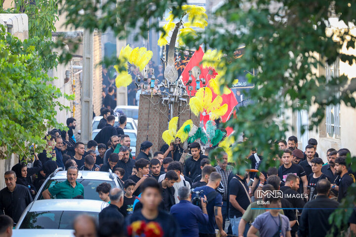 آیین سنتی چاووشی‌خوانی محرم در اراک