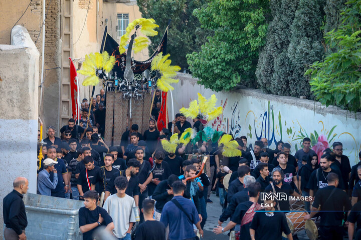 آیین سنتی چاووشی‌خوانی محرم در اراک