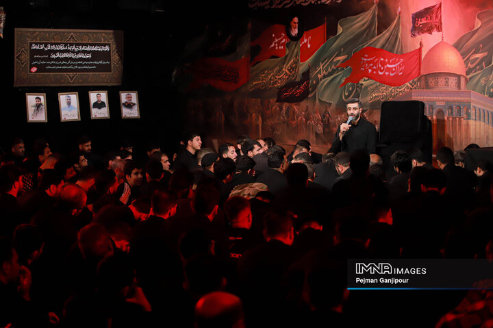مراسم عزاداری دهه اول محرم در هیئت فدائیان حسین(ع)