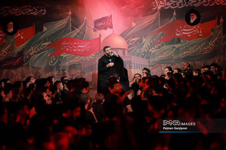 مراسم عزاداری دهه اول محرم در هیئت فدائیان حسین(ع)