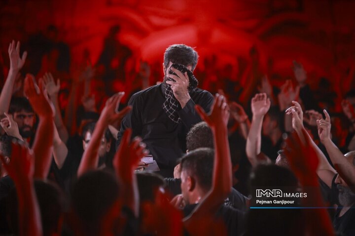 مراسم عزاداری دهه اول محرم در هیئت فدائیان حسین(ع)