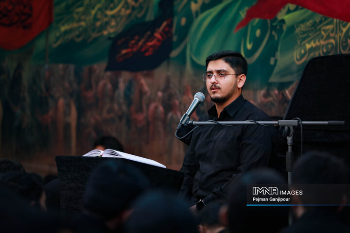 مراسم عزاداری دهه اول محرم در هیئت فدائیان حسین(ع)