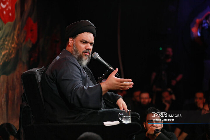 مراسم عزاداری دهه اول محرم در هیئت فدائیان حسین(ع)