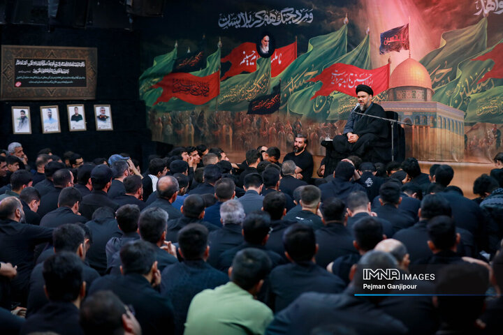 مراسم عزاداری دهه اول محرم در هیئت فدائیان حسین(ع)