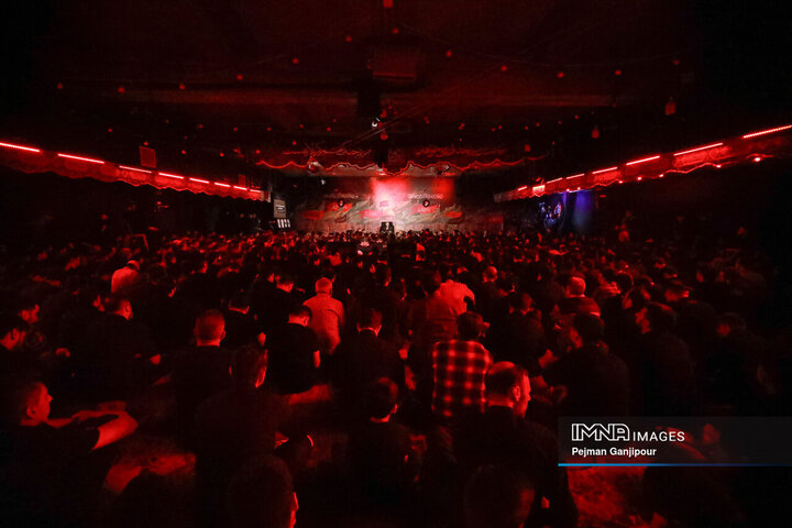 مراسم عزاداری دهه اول محرم در هیئت فدائیان حسین(ع)