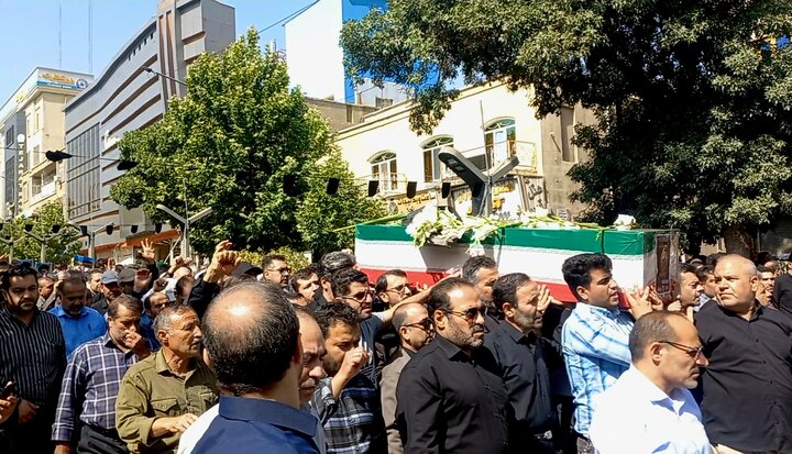 فیلم| تشییع پیکر شهید «رضا بسطامی» در سنندج