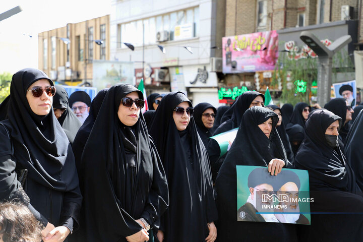 مراسم تشییع شهید رضا بسطامی در سنندج