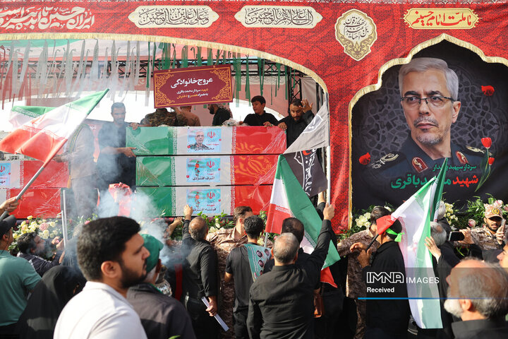 مراسم تشییع شهدای اقتدار ایران در تهران