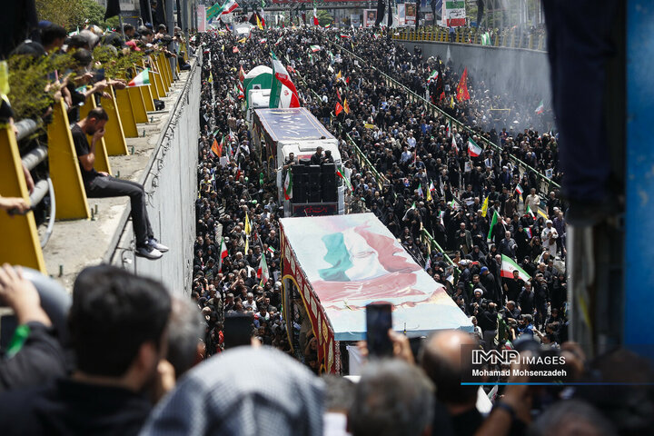 تدفین ۶۱ شهید از شهدای جنگ ۱۲ روزه در کرمانشاه