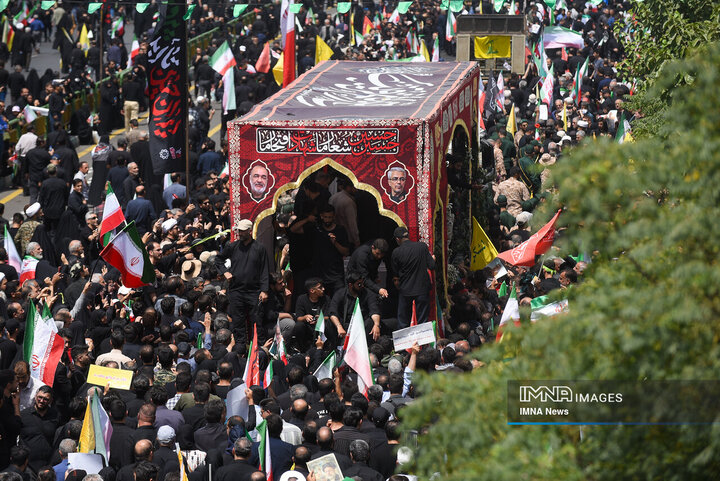 تشیع شهدای اقتدار در تهران