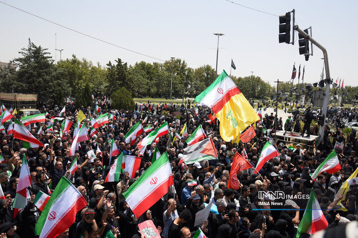 تشیع شهدای اقتدار در تهران