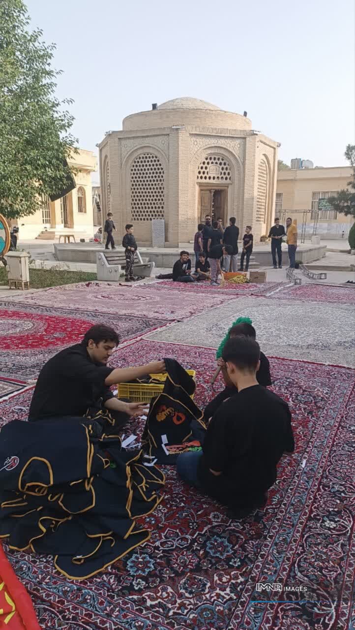 تختفولاد کانون برگزاری مراسم عزاداری و حضور هیئتهای مذهبی است