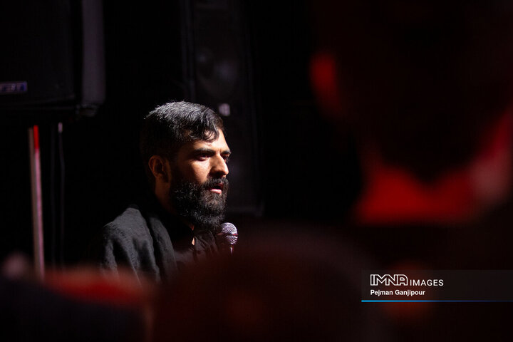 عزاداری شب سوم محرم در هیئت «انصارالحسین(ع)»