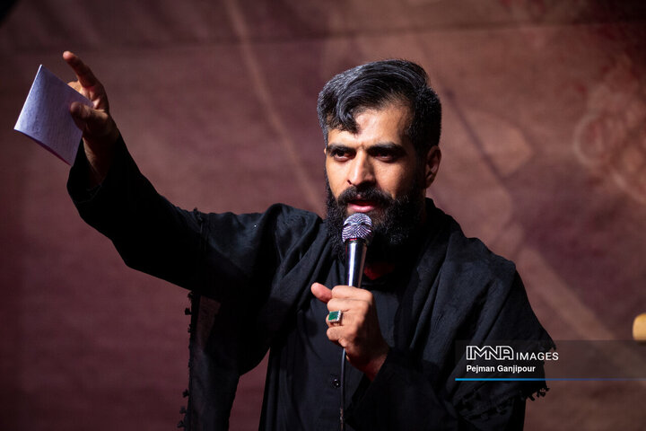 عزاداری شب سوم محرم در هیئت «انصارالحسین(ع)»