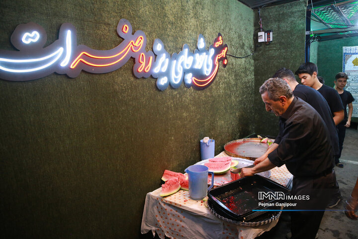 عزاداری شب سوم محرم در هیئت «انصارالحسین(ع)»