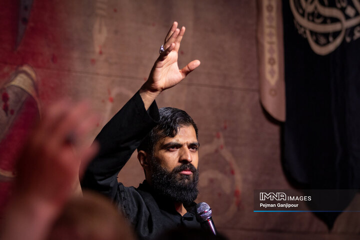 عزاداری شب سوم محرم در هیئت «انصارالحسین(ع)»