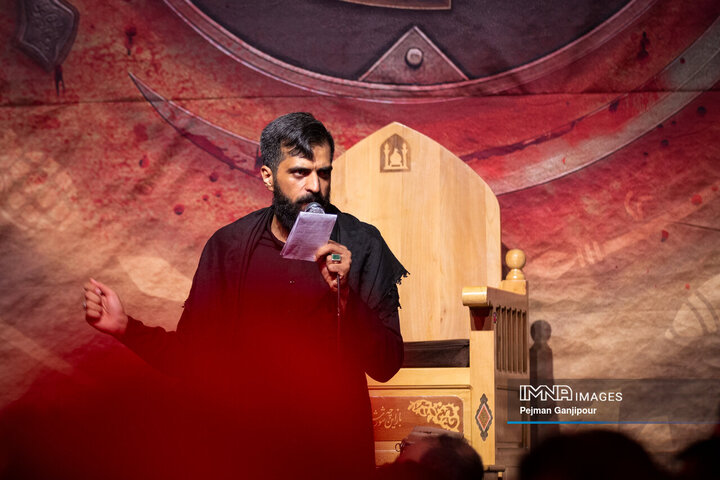 عزاداری شب سوم محرم در هیئت «انصارالحسین(ع)»