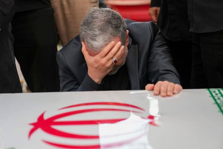 ملت تا آخرین قطره خون ایستادگی خواهد کرد