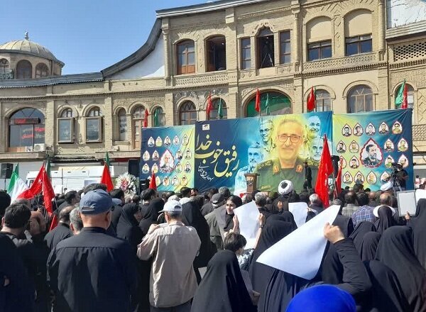 سردار شادمانی به خانه بازگشت/ همدان، قامت برافراشته‌اش را تا بهشت بدرقه کرد