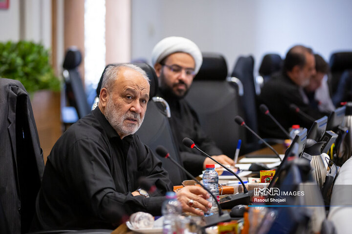 هشدار درباره بحران آب در استان اصفهان؛ برداشت‌های بی‌رویه بالادست ادامه دارد