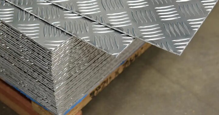 راهنمای جامع قیمت و خرید انواع ورق آلومینیوم