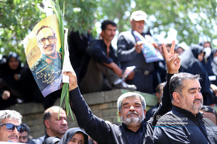 مراسم تشییع سردار شهید علی شادمانی در همدان