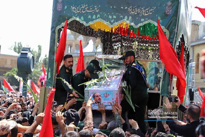 مراسم تشییع سردار شهید علی شادمانی در همدان