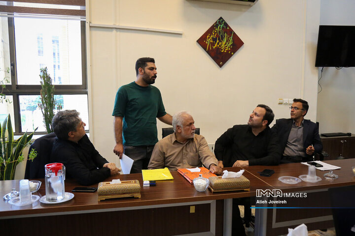 کمیته نظارتی شورای شهر اصفهان در منطقه 2 شهرداری