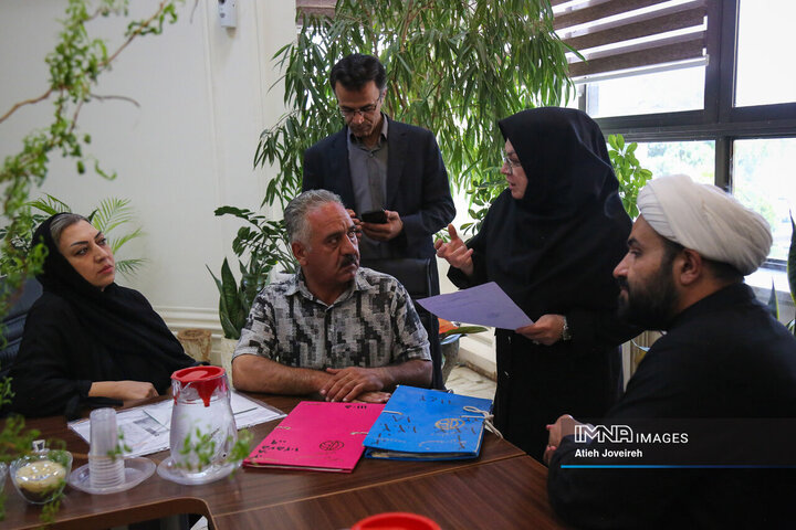 کمیته نظارتی شورای شهر اصفهان در منطقه 2 شهرداری